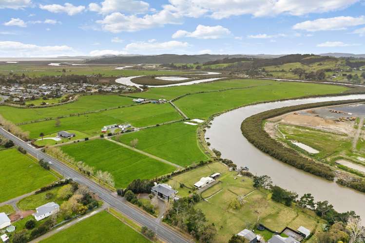 48 Parkhurst Road Helensville_23