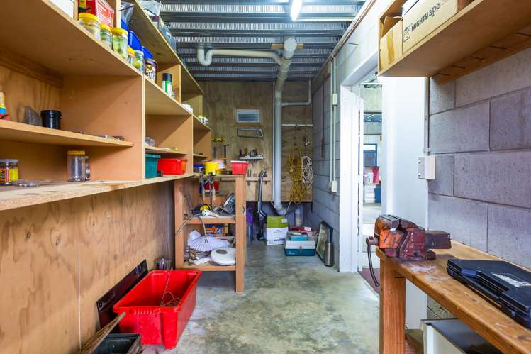 5A Seaview Road Cable Bay_28