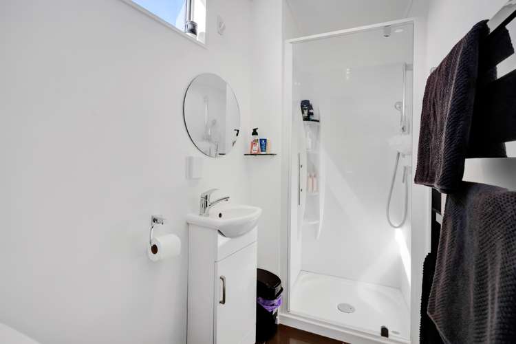 27 Culzean Grove Bell Block_13