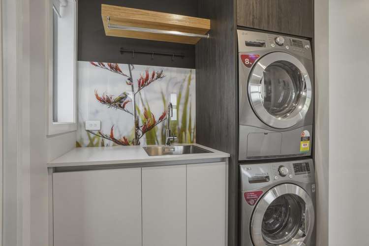 212 McMaster Road Saddle Hill_18