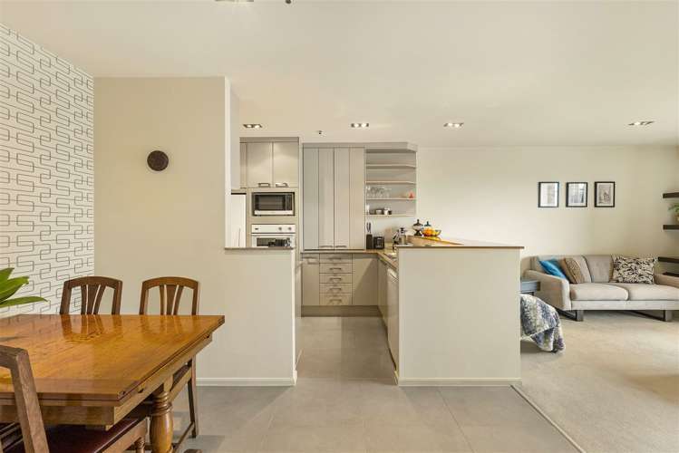 5c/8 Howe Street Freemans Bay_8