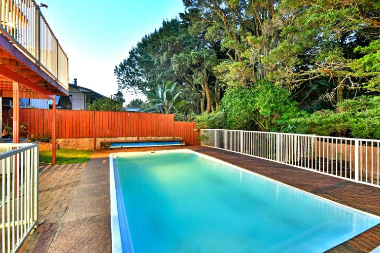 8 Deodar Place Totara Heights_16