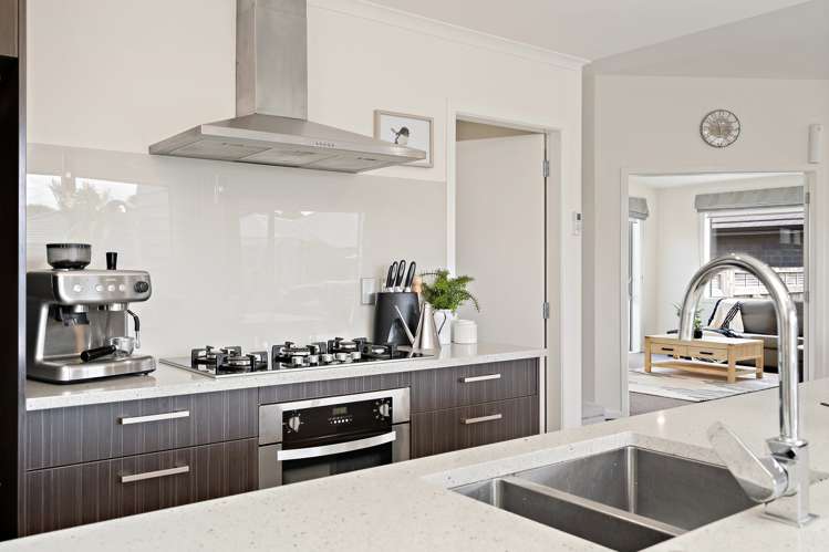 48 West Thompson Street Leamington_7