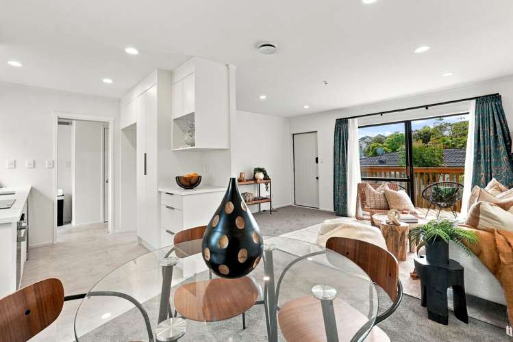 2/53 Lavery Place Sunnynook_4