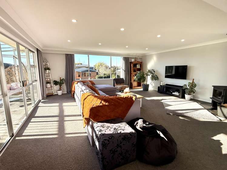 54 Montrose Street Gladstone_2