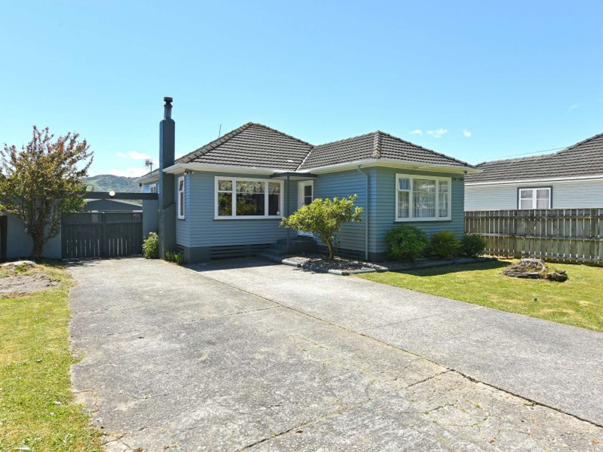 118 Wainuiomata Road Wainuiomata_0