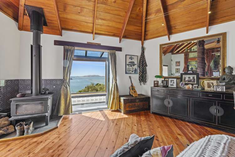 33 Slant Street Careys Bay_9