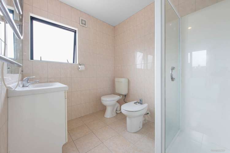 18 Piriti Drive Te Atatu Peninsula_12