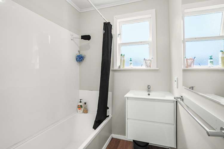 24 Pearce Crescent Taita_11