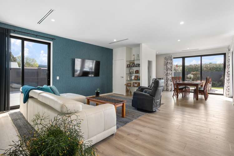 121 Charleston Avenue Whangamata_9