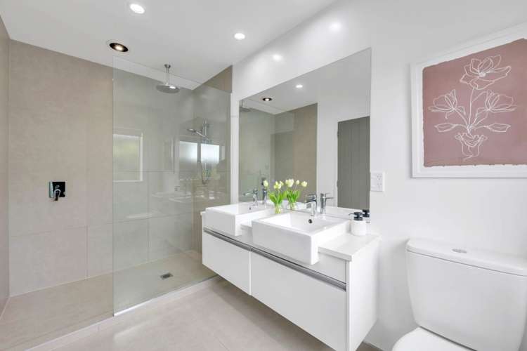 19 Defender Crescent Beachlands_9