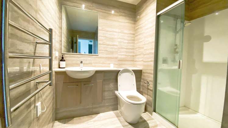 203B Rose Garden Apts 10862_9