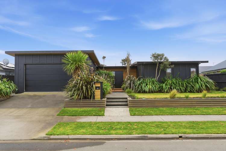 93 Beachvale Drive_1