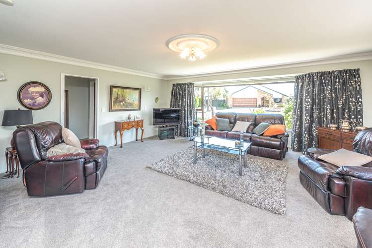16 Kakaho Drive Tawhero_1