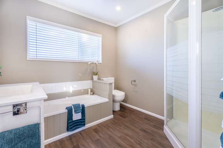 12 Ronald Woolf Place Churton Park_21