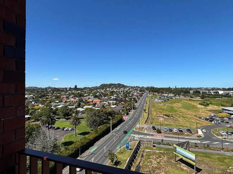 706/2B Te Ara Taurapa Point Chevalier_11