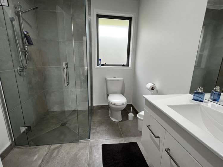 32 Rose Berry Crescent Flagstaff_5