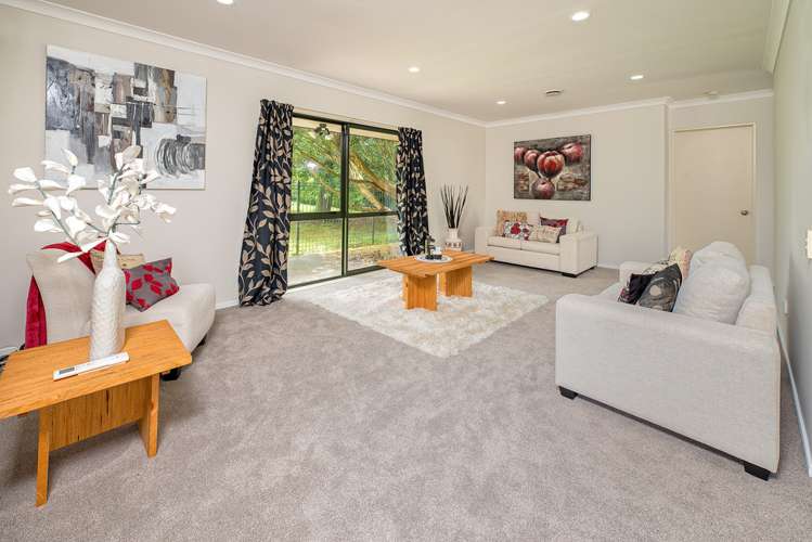 4 Old Park Place Takanini_3