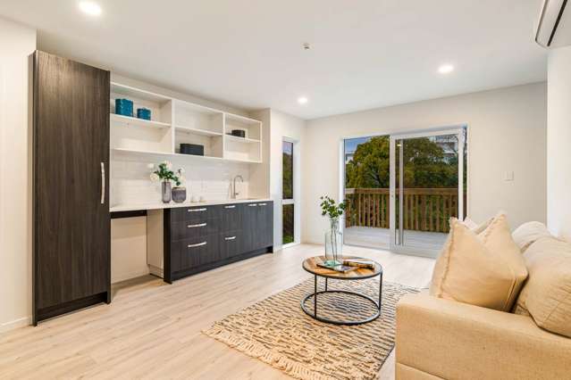 84 Arran Drive Orewa_4