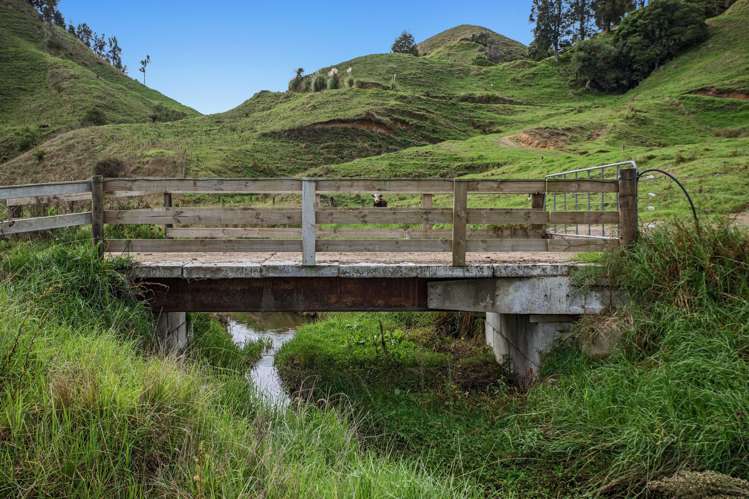 179 and 216 Rankin Road Waiotahe_17