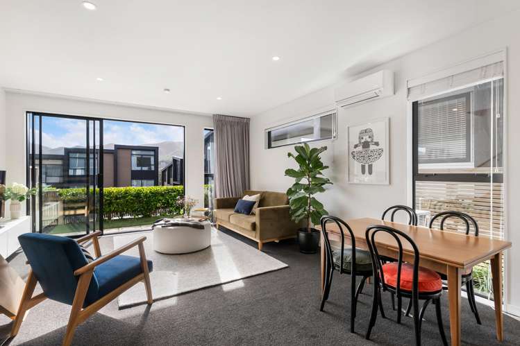 4/38 Bankot Crescent Ngaio_1