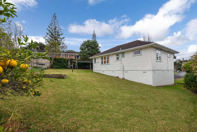 72 Blakeborough Drive Forrest Hill_15