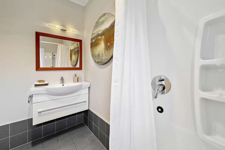 10 Kingsway Three Kings_19