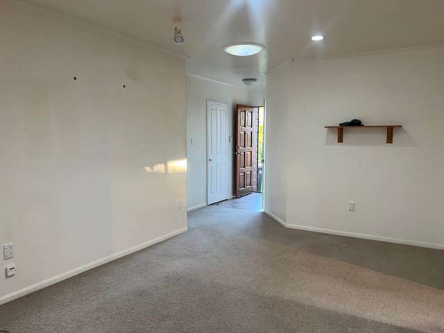 17A Tirimoana Road Te Atatu South_4