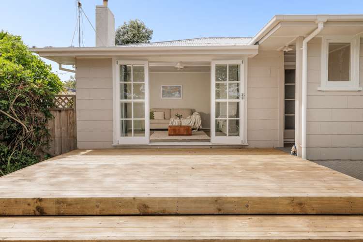 18 Lisbon Street Greerton_12