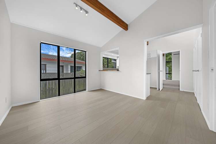 77 Meadowvale Rise Titirangi_9