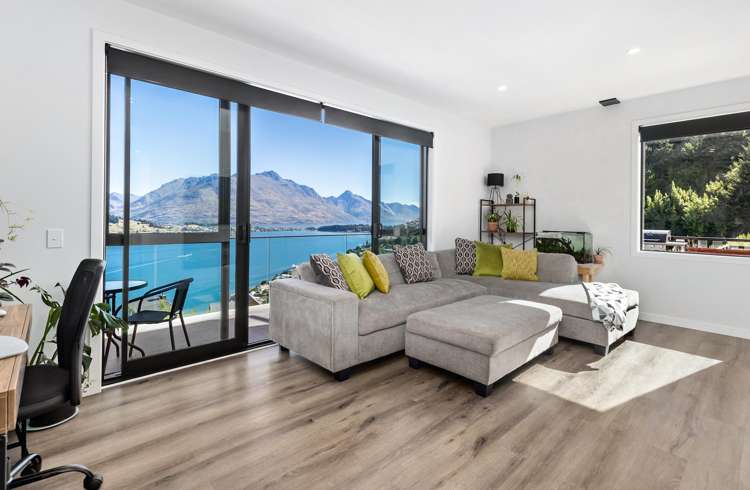 4 Luckie Lane Queenstown Hill_2