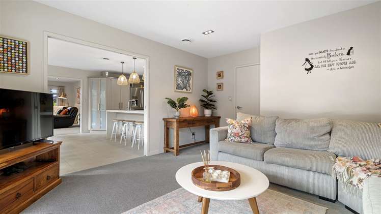 32 Tomika Crescent Papamoa_7