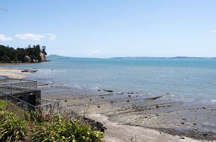 12 Rangitoto View Road Cockle Bay_21