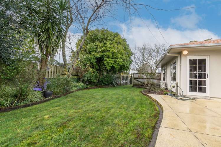 6 Charles Henry Place Harrowfield_6