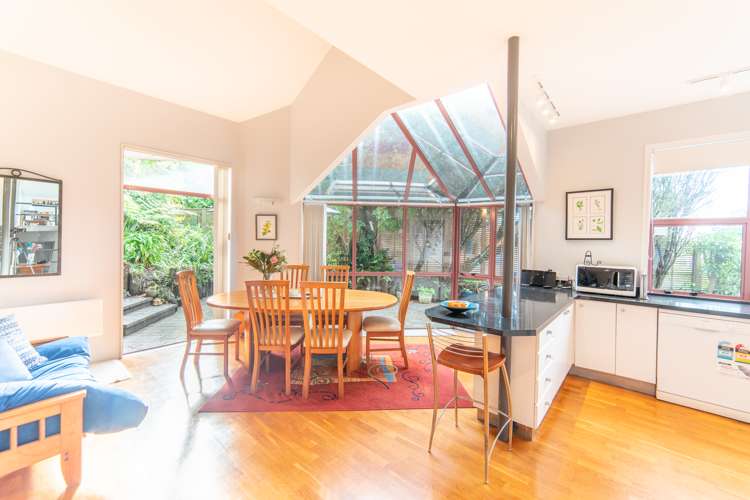 98 Churchill Road Murrays Bay_6