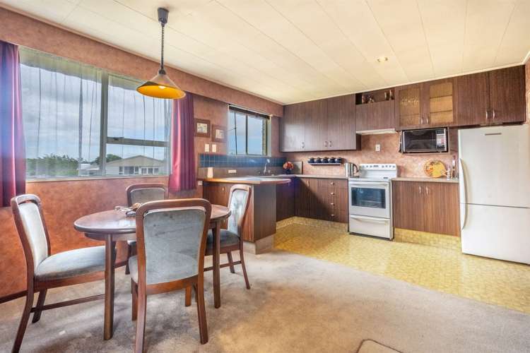 62 Arundel Crescent Strathern_2