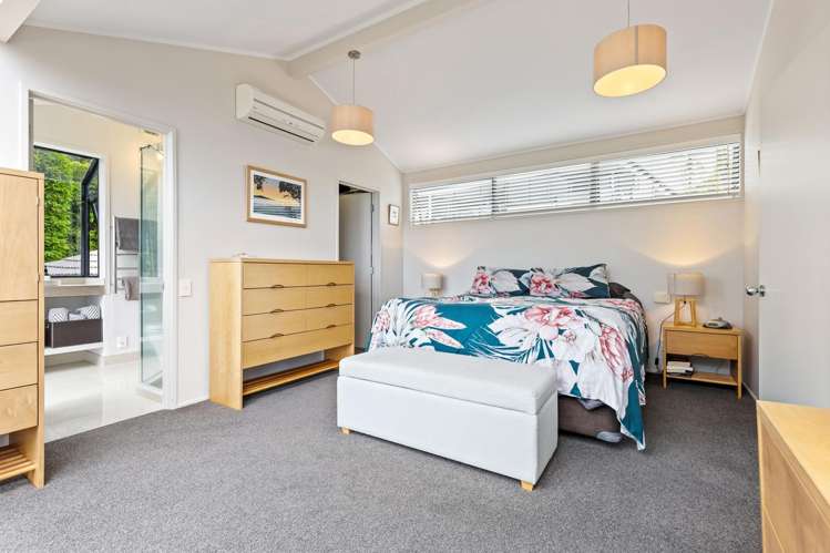 75 Cliff Road Torbay_24