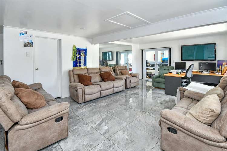 29 Beaumonts Way Manurewa_13