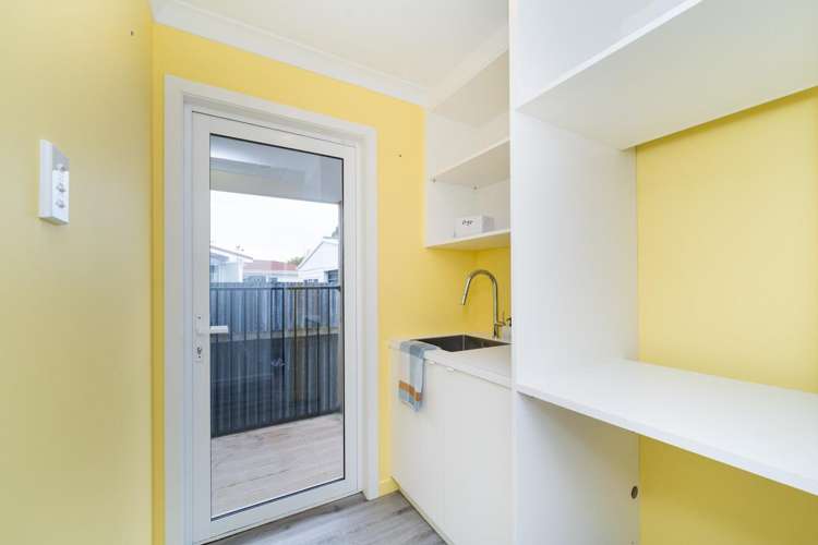 75 Derby Street Feilding_17