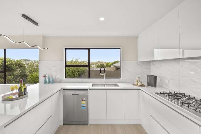 47 Amorino Drive Red Beach_3