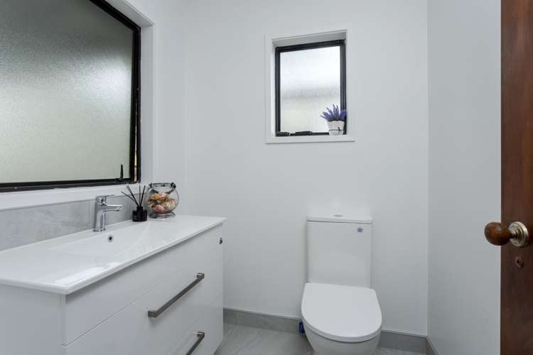 2/27 Tree View Avenue Glenfield_17
