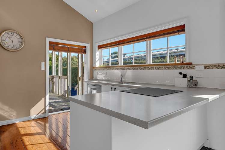 66 Yeovil Road Te Atatu Peninsula_7