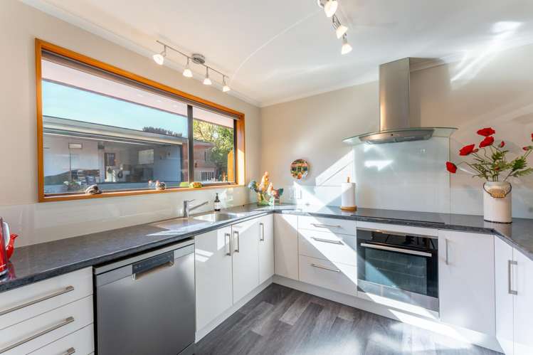 1/25B White Street Waimataitai_3