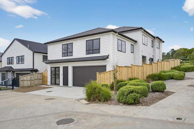 2 Ballyalton Crescent Flat Bush_1