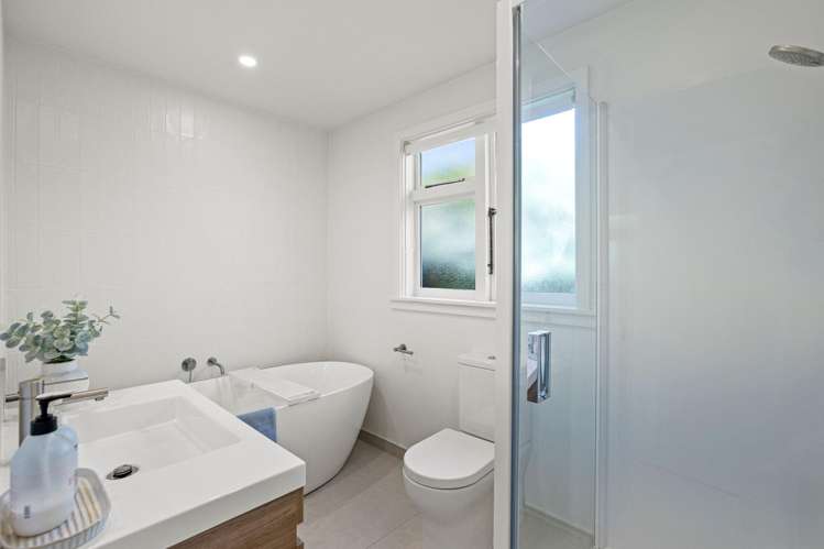 9 Moyna Avenue Dallington_13