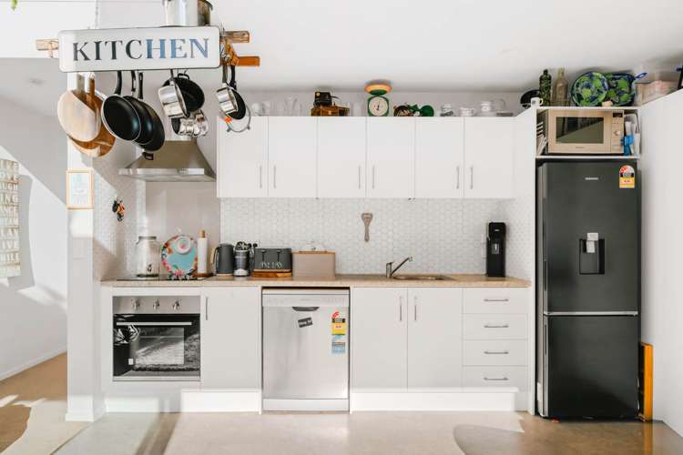 17/17 Owens Place_0