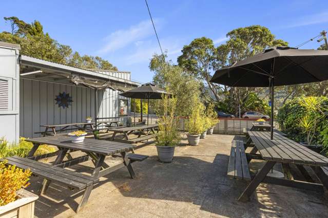 1194 Huia Road Huia_2