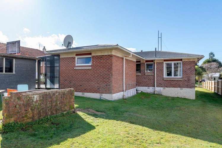 18 Roosevelt Road Mangakakahi_16