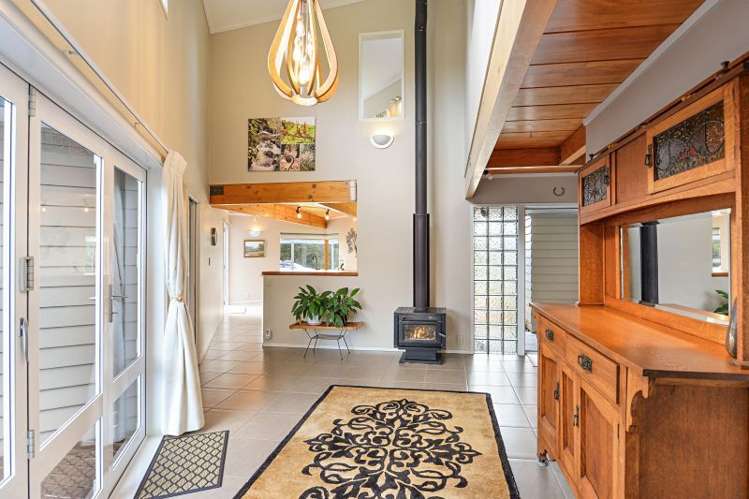 58 Melva Street Dinsdale_13