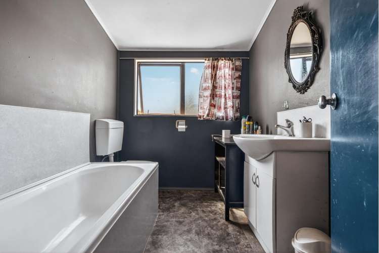 665 River Road Broadlands Forest_11